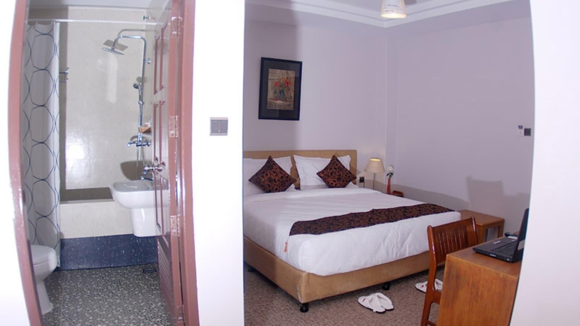 Holiday Hotel Rangun Zewnętrze zdjęcie