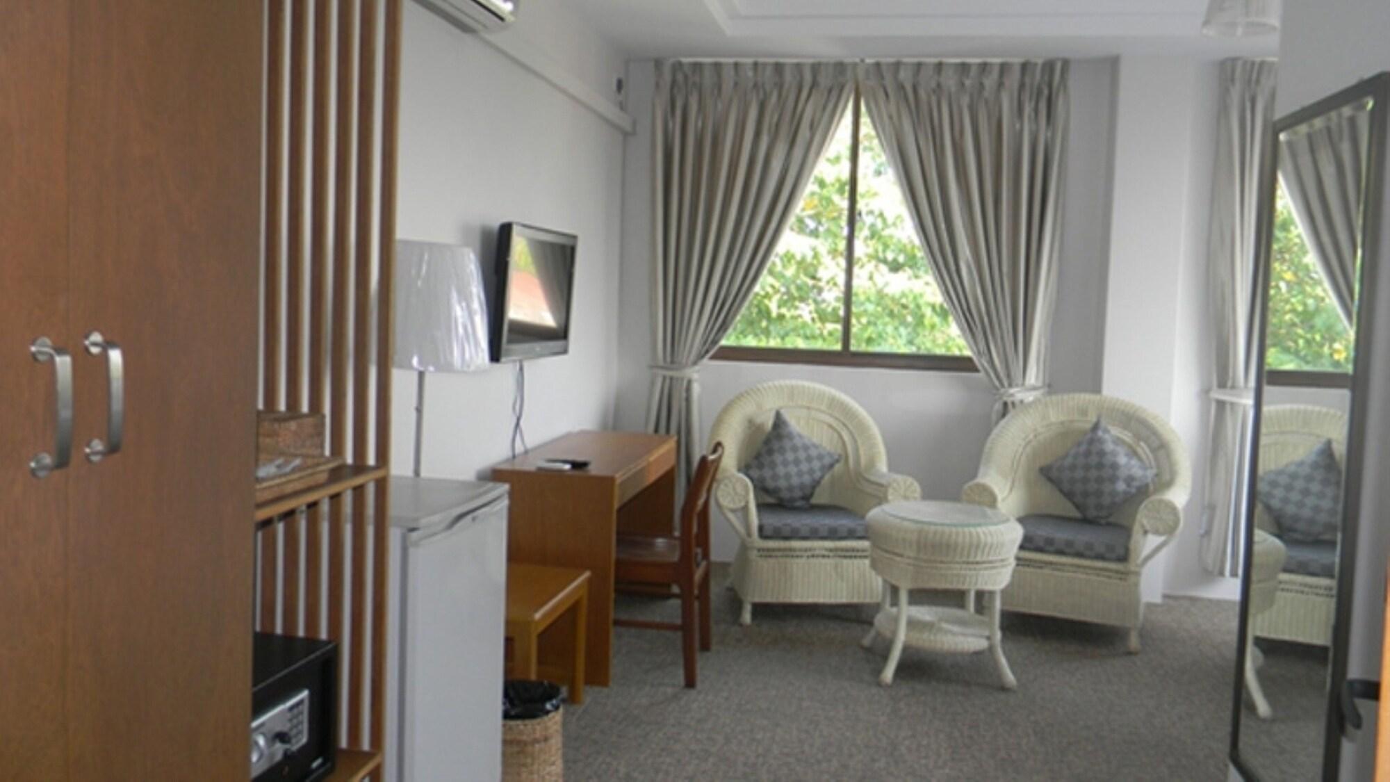 Holiday Hotel Rangun Zewnętrze zdjęcie