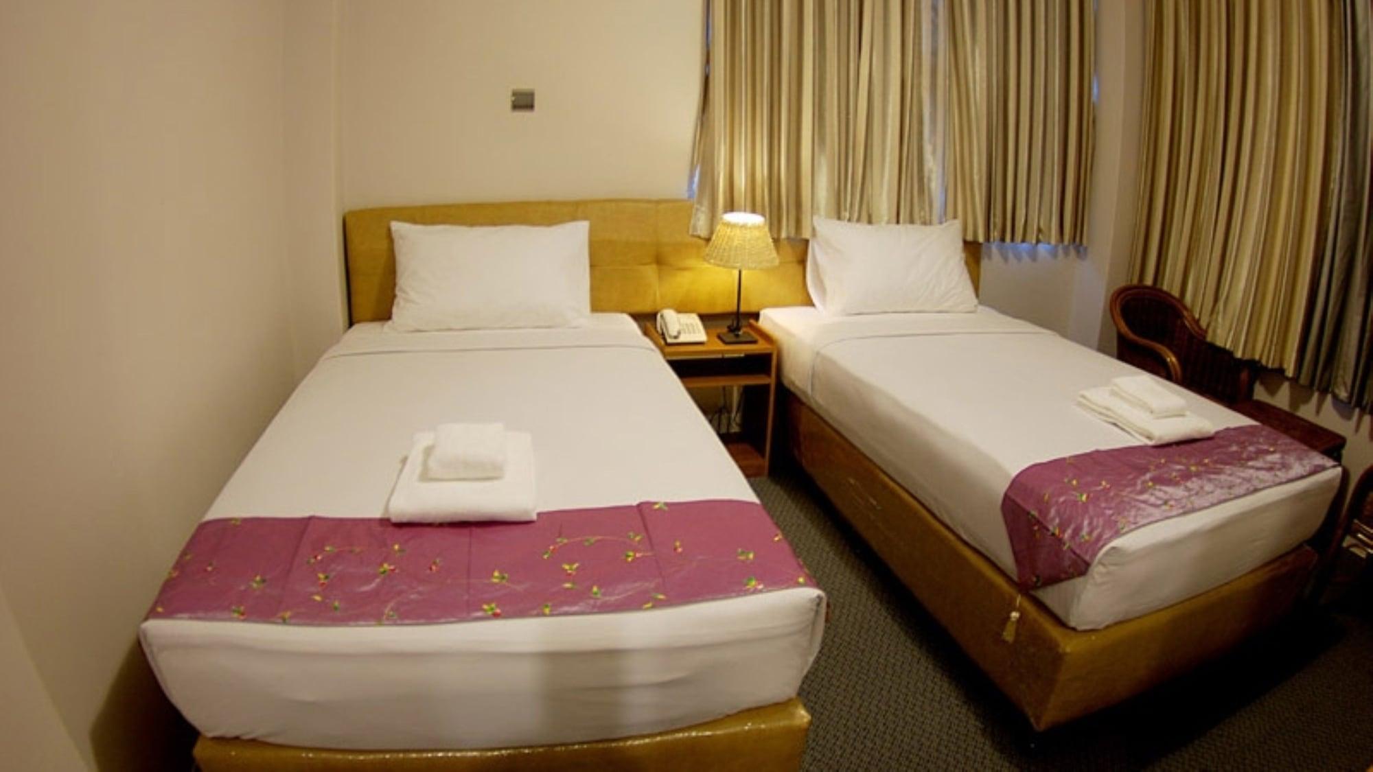 Holiday Hotel Rangun Zewnętrze zdjęcie