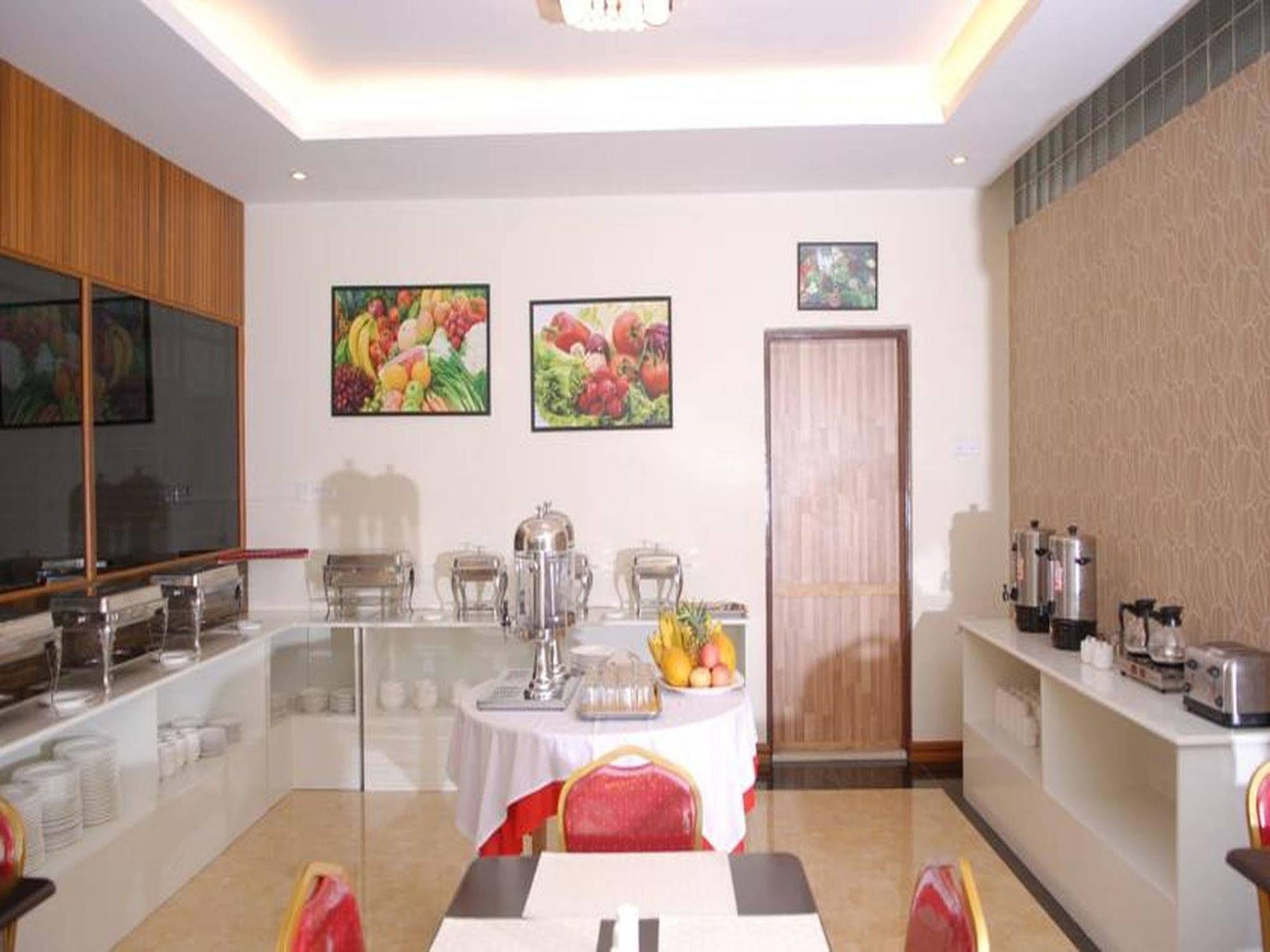 Holiday Hotel Rangun Zewnętrze zdjęcie